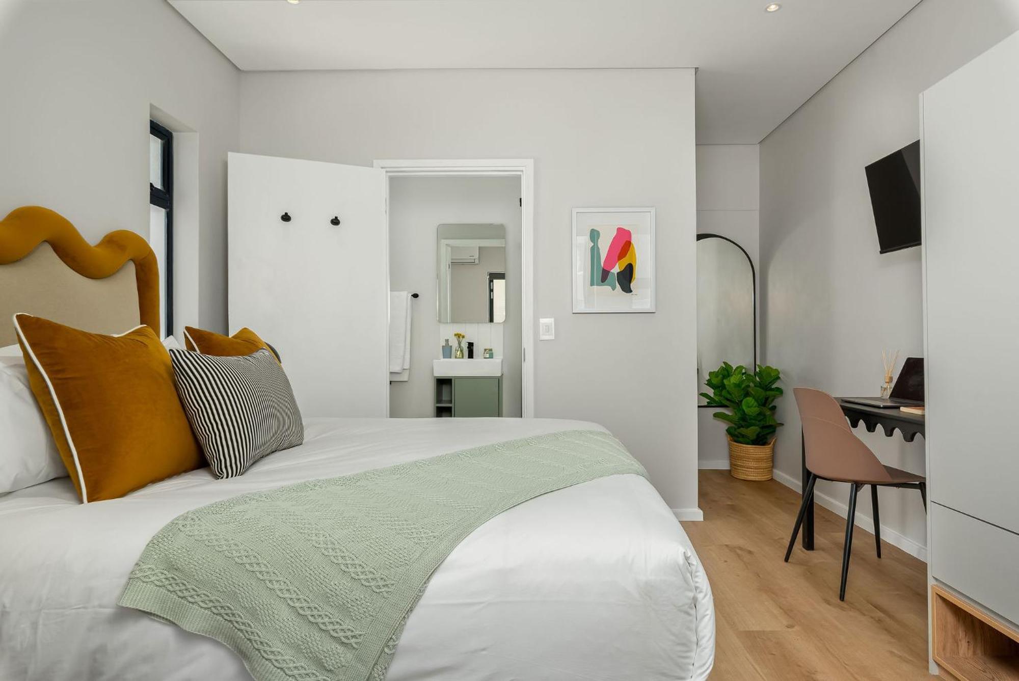 Neighbourgood 1St Crescent Camps Bay Hotel Cape Town Bilik gambar